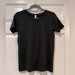 Lululemon swiftly tech short- sleeve 2.0